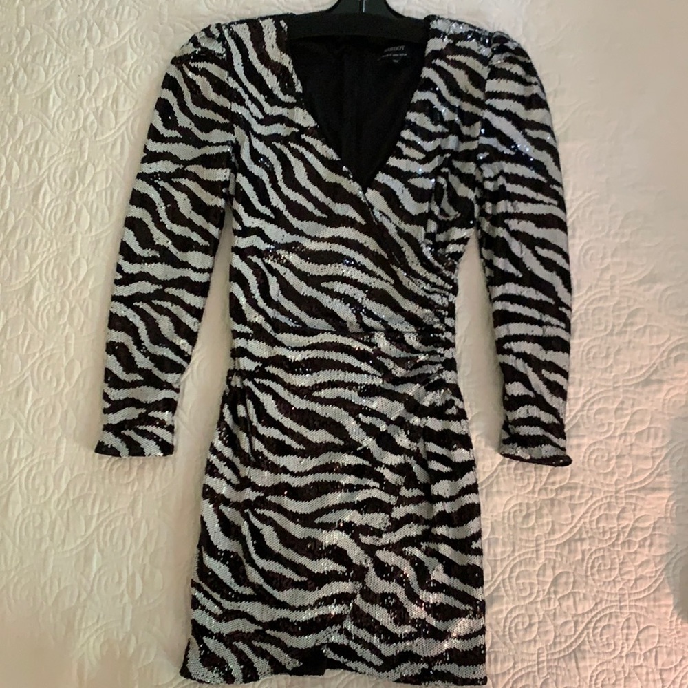 Bardot Sequin Zebra Cocktail Mini Dress size M